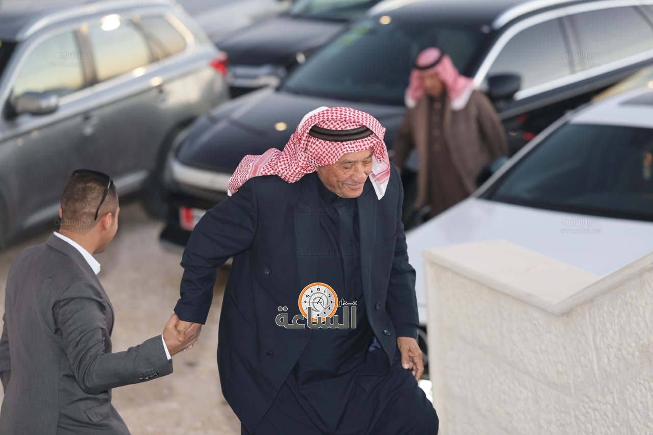 Madar Al-Saa Images 0.9227790343701777