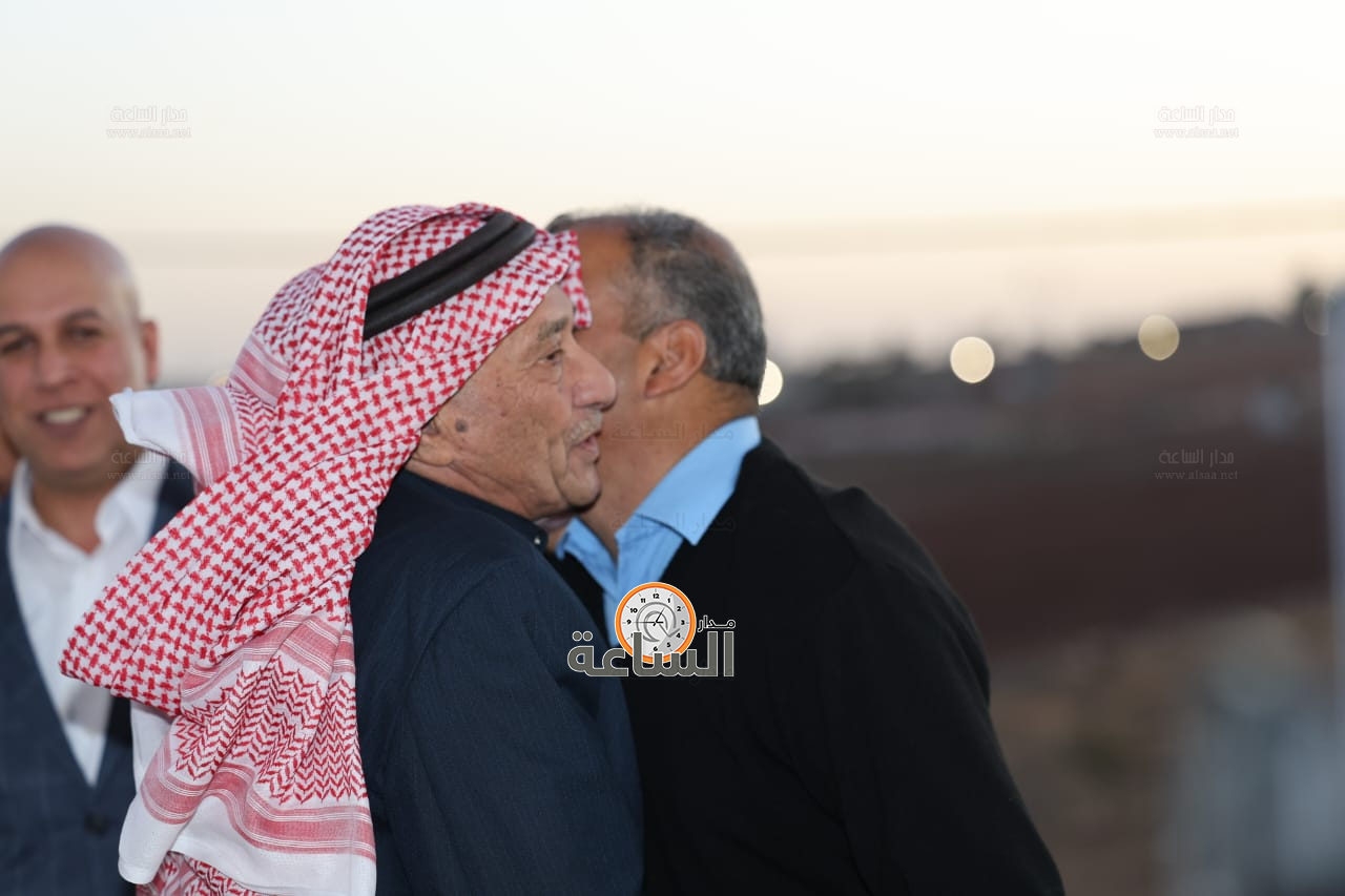 Madar Al-Saa Images 0.8191788834184438