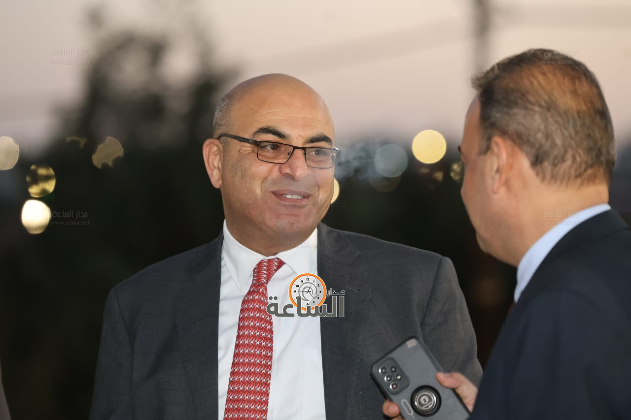 Madar Al-Saa Images 0.5443319608107776