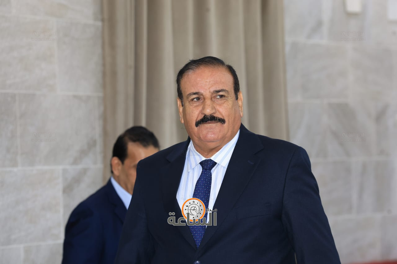 Madar Al-Saa Images 0.7721666438326541