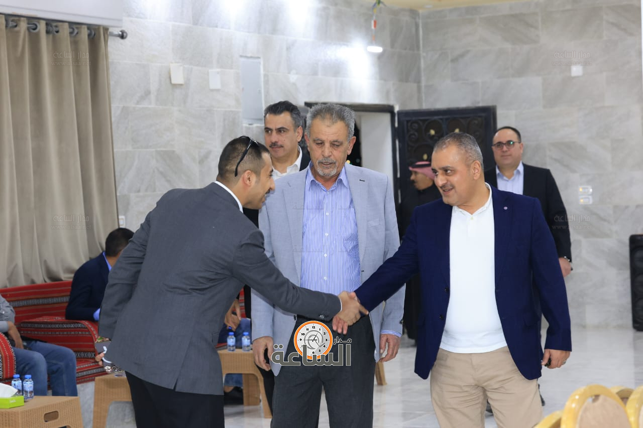 Madar Al-Saa Images 0.4236101225797698