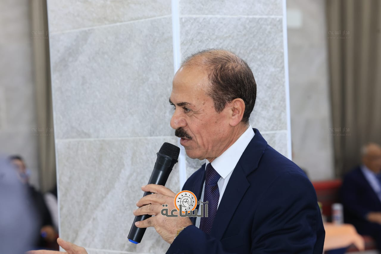 Madar Al-Saa Images 0.8325975643822109