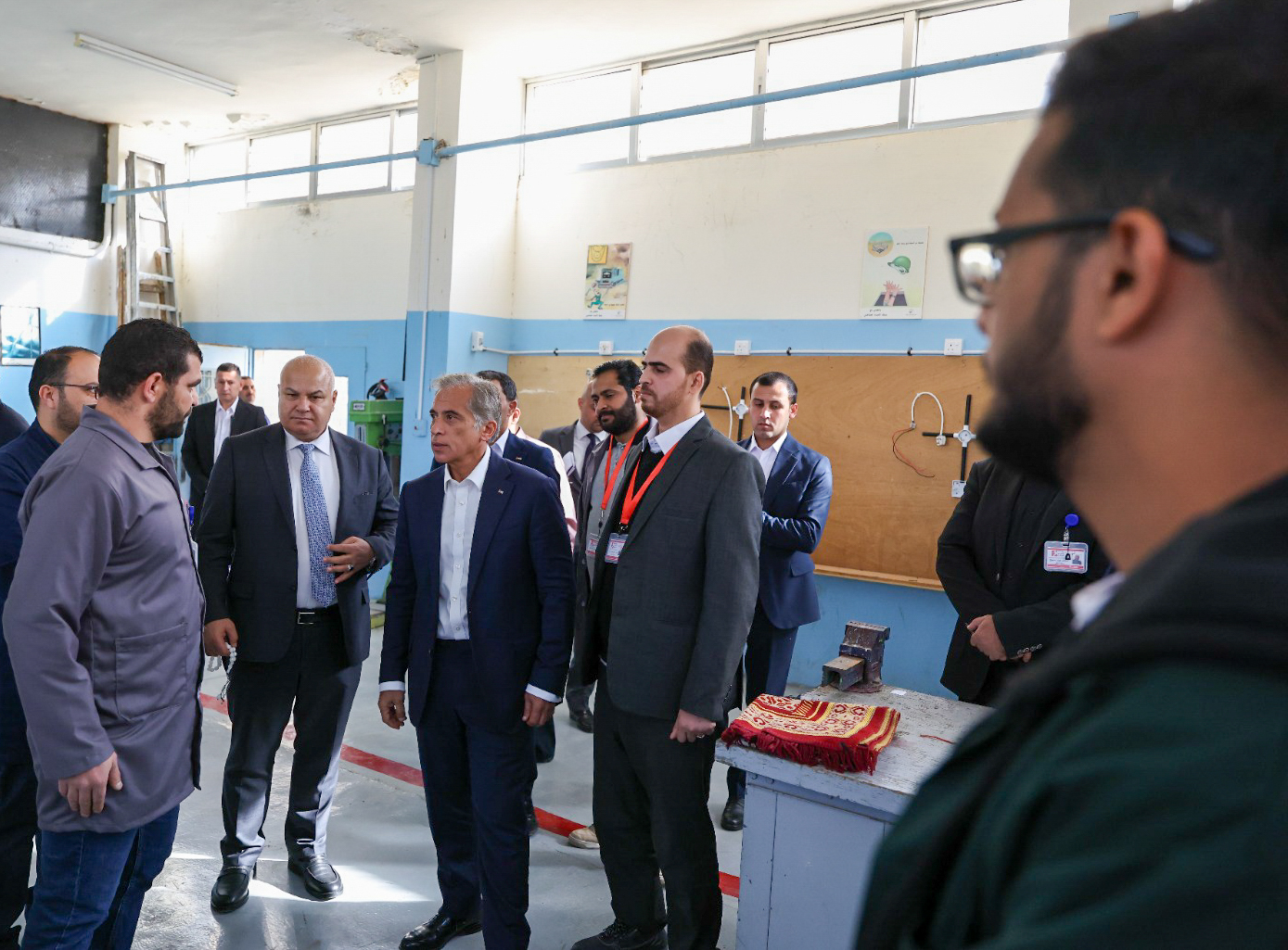 Madar Al-Saa Images 0.7193143332671154