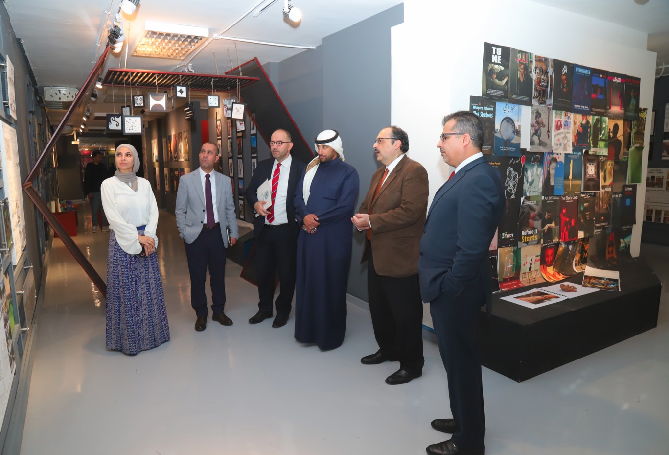 Madar Al-Saa Images 0.24388507518436997