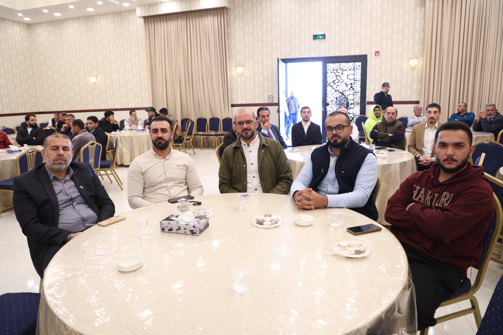 Madar Al-Saa Images 0.21807288370521039