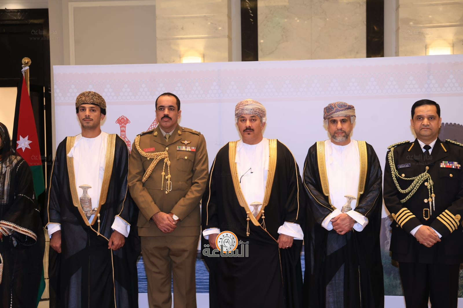 Madar Al-Saa Images 0.6329301155785951