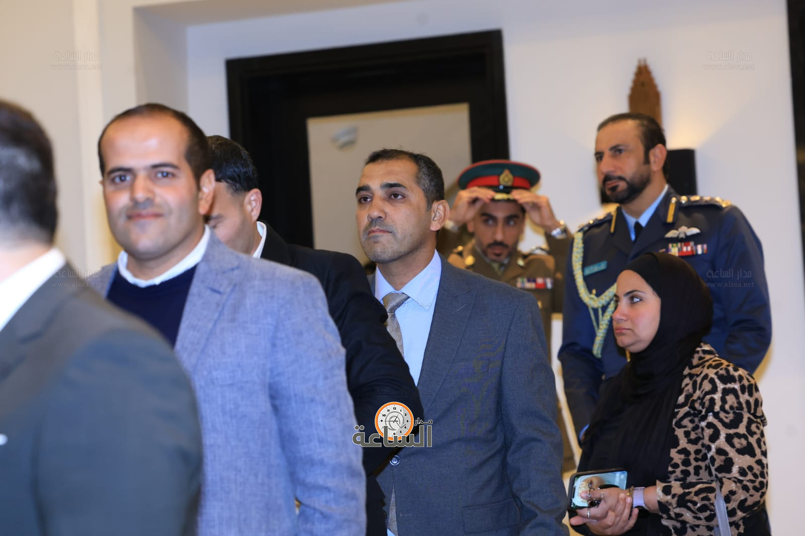 Madar Al-Saa Images 0.9095123834216422