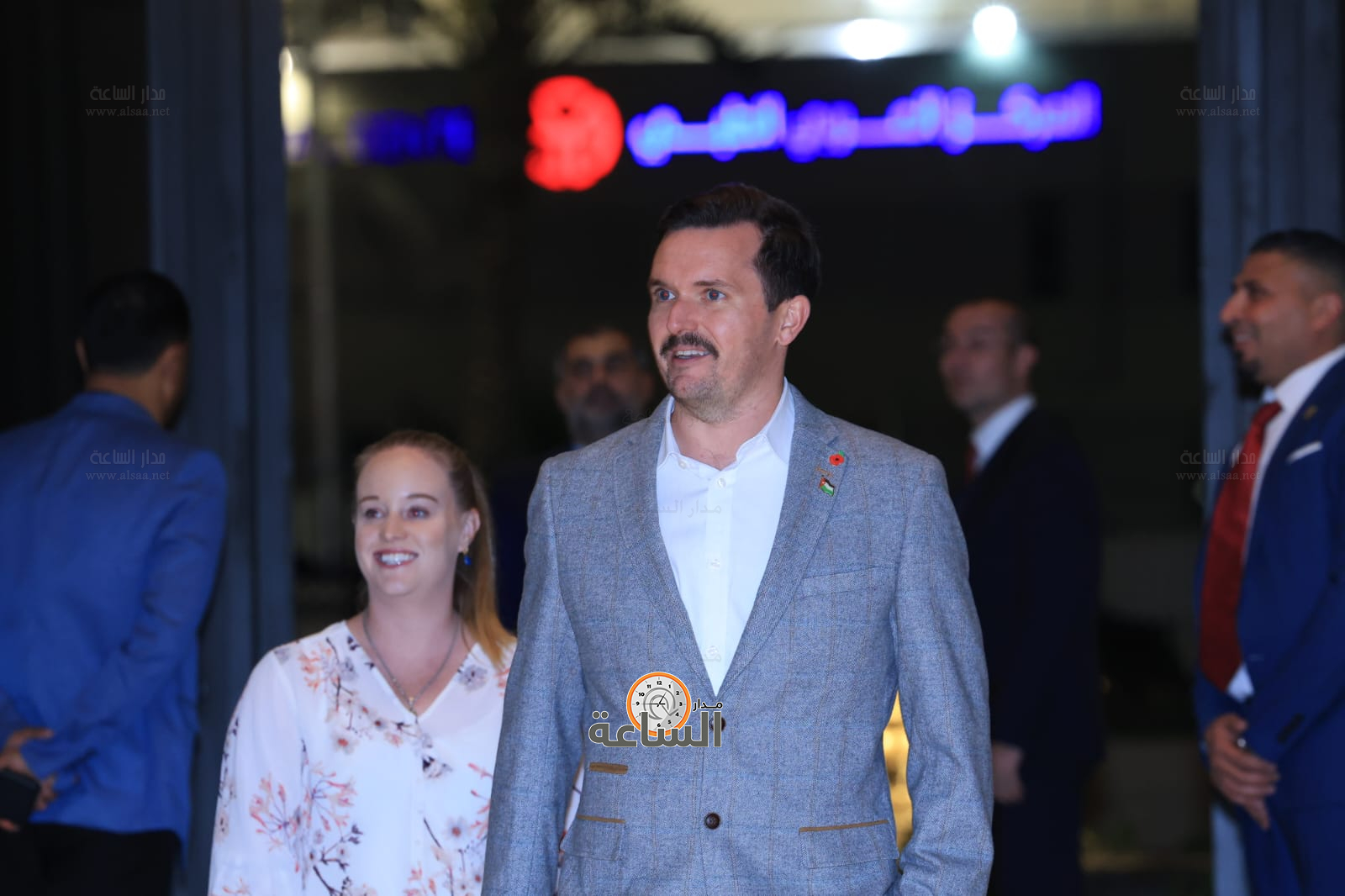 Madar Al-Saa Images 0.4367693409014547