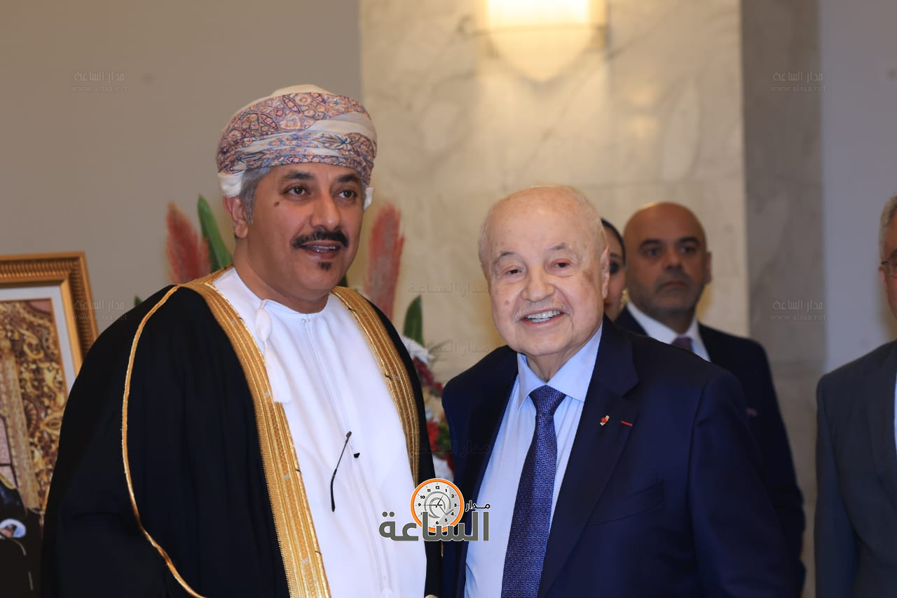 Madar Al-Saa Images 0.25510719261490467