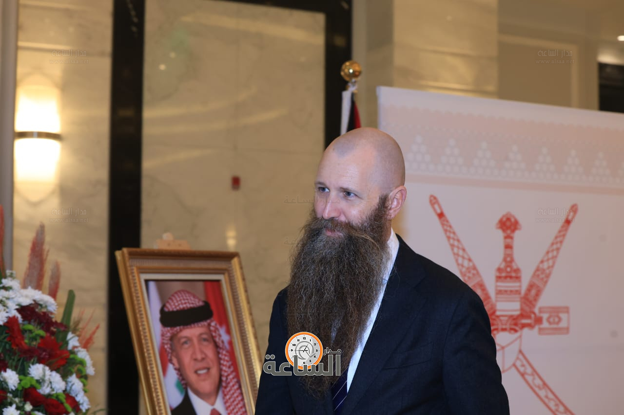 Madar Al-Saa Images 0.9697335984877281