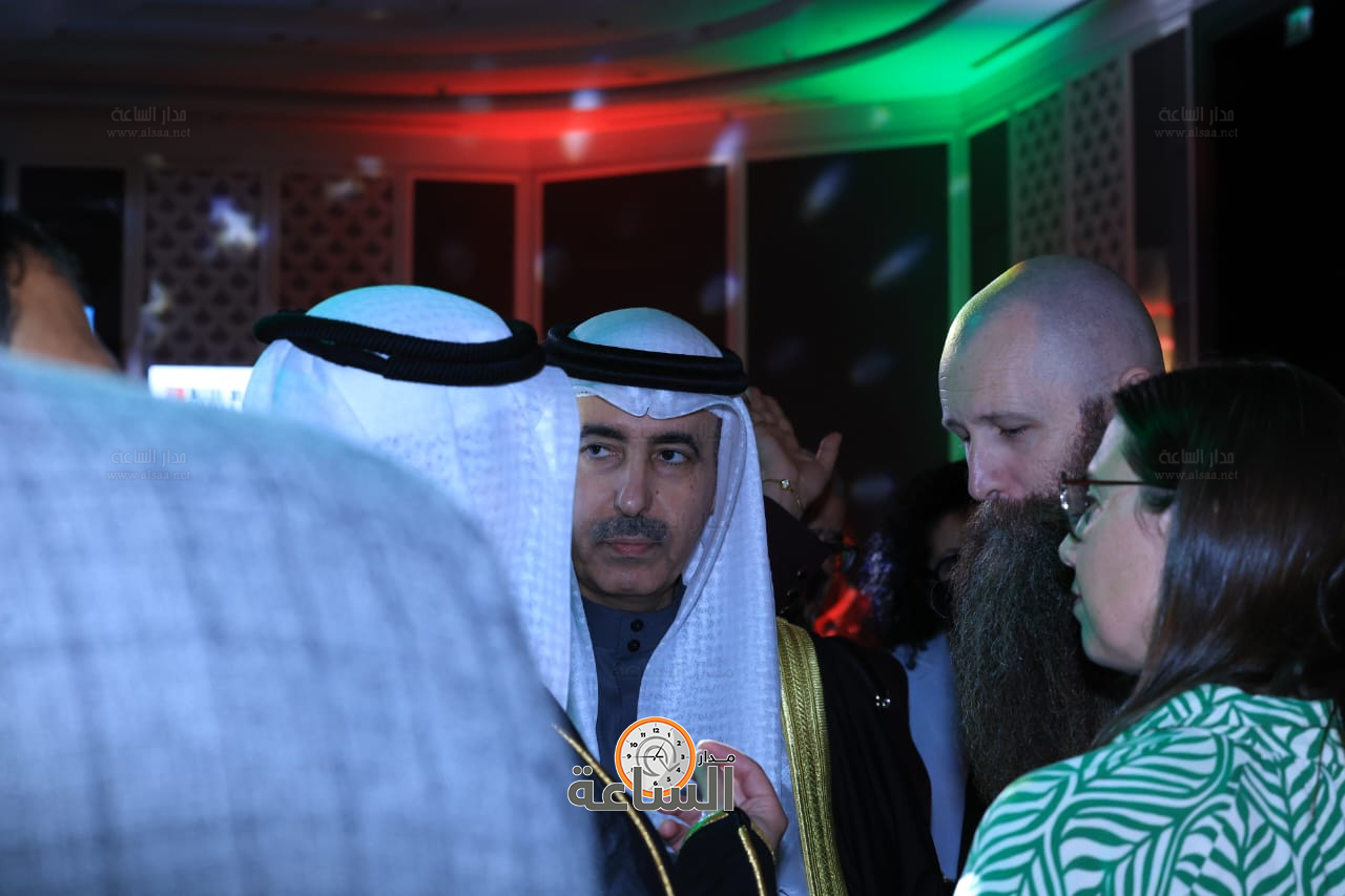 Madar Al-Saa Images 0.5550836772919763