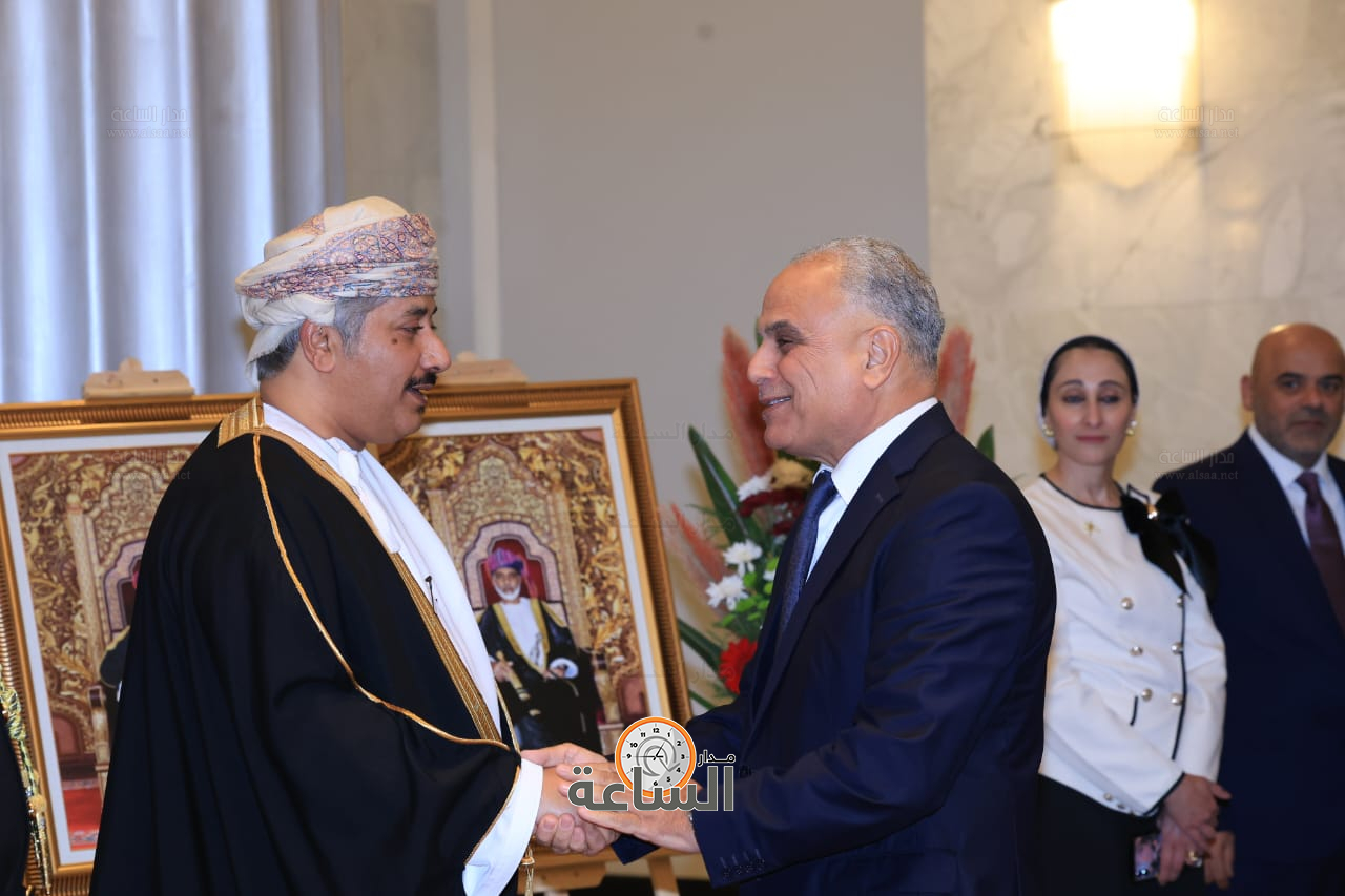 Madar Al-Saa Images 0.09140352002908181