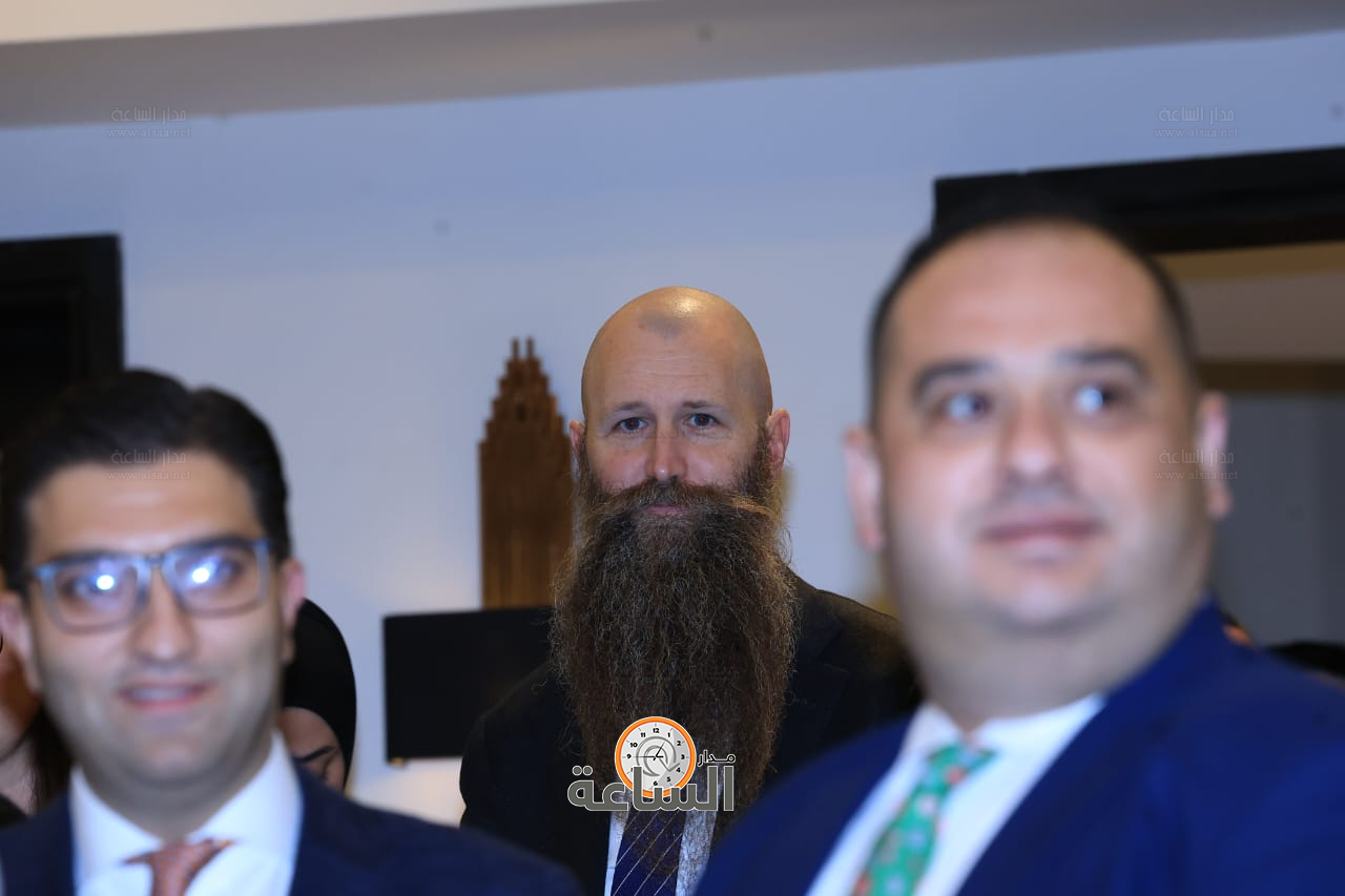 Madar Al-Saa Images 0.8905035460828505