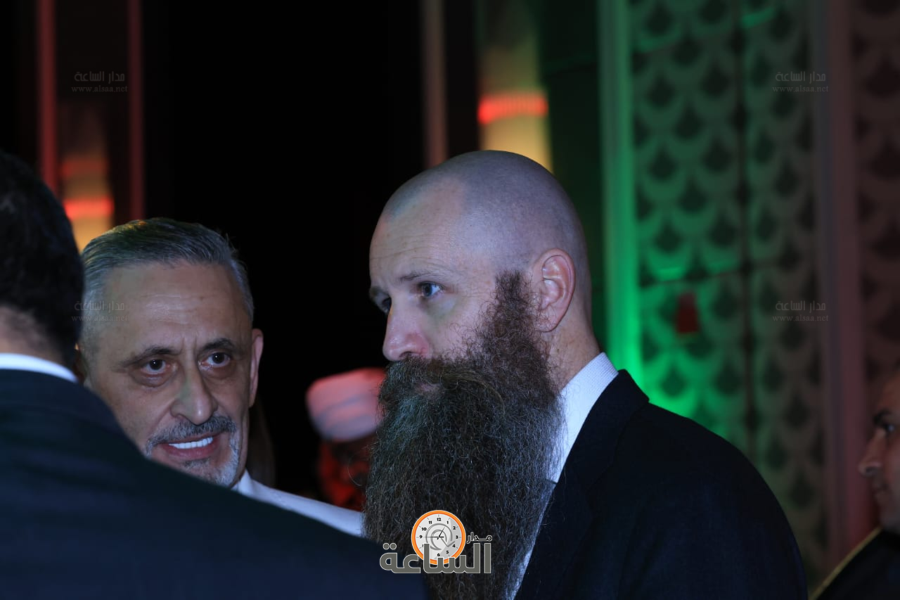 Madar Al-Saa Images 0.7902199864329039