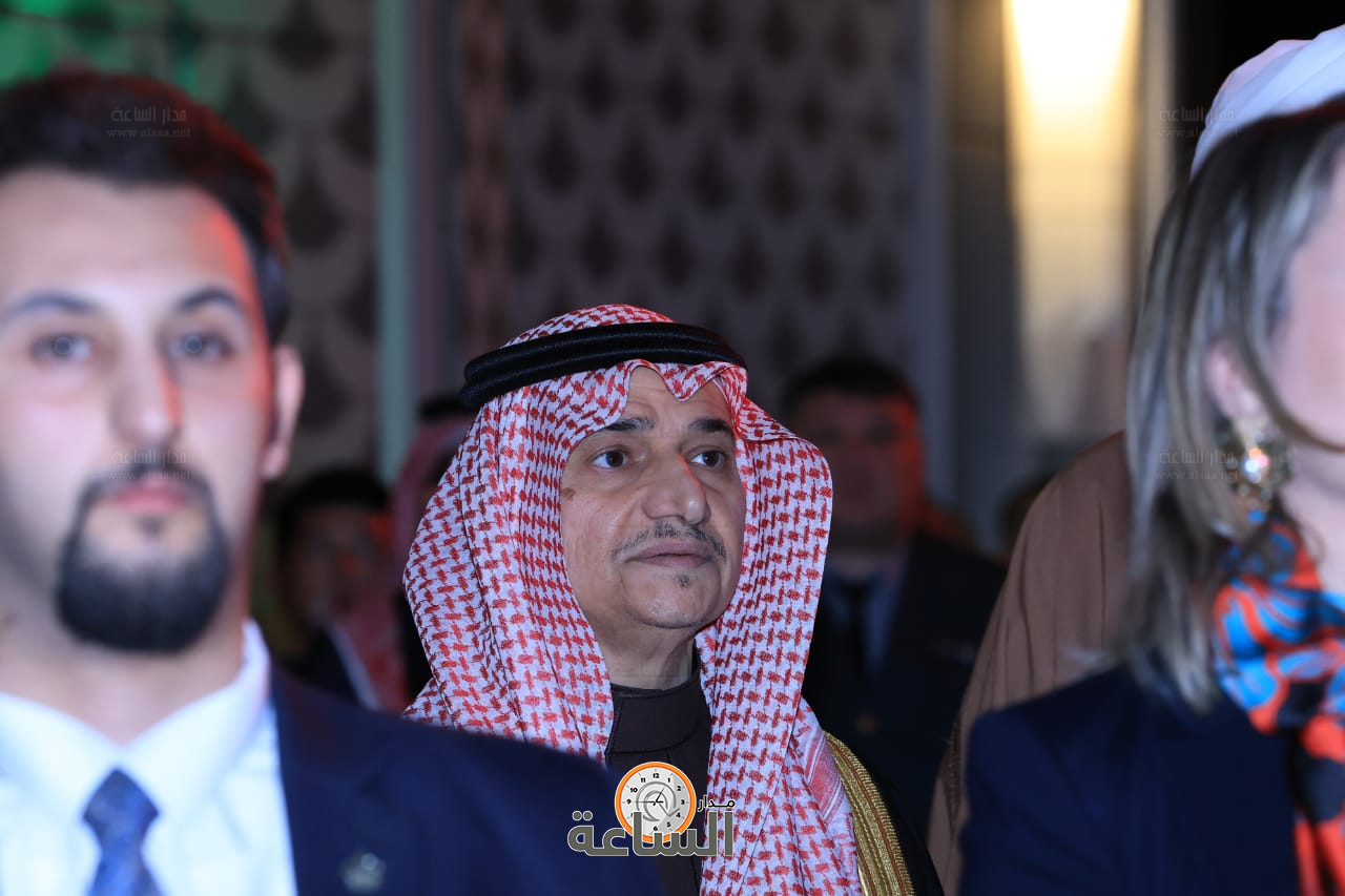 Madar Al-Saa Images 0.7404064874506701