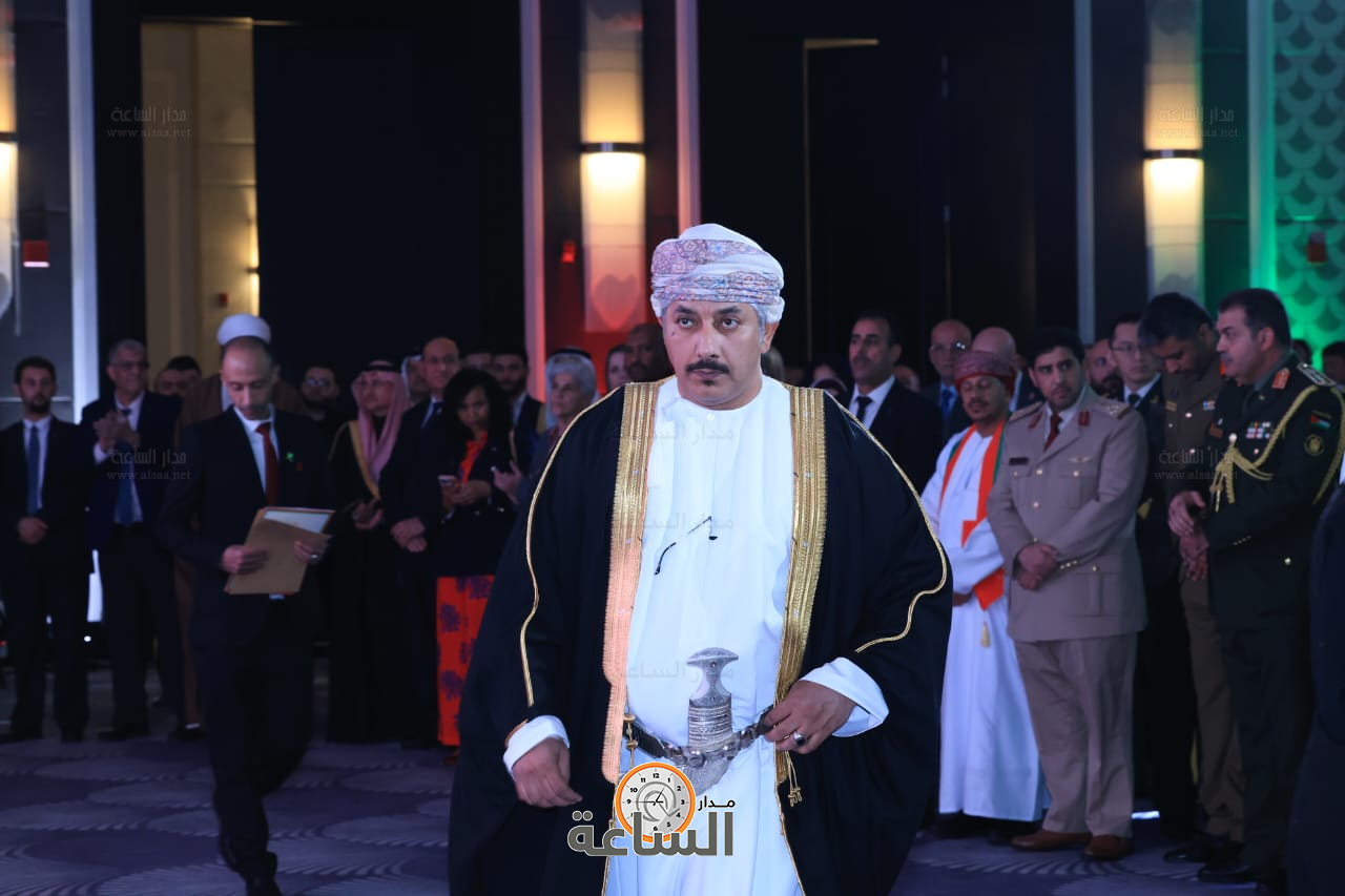 Madar Al-Saa Images 0.35584669346407083