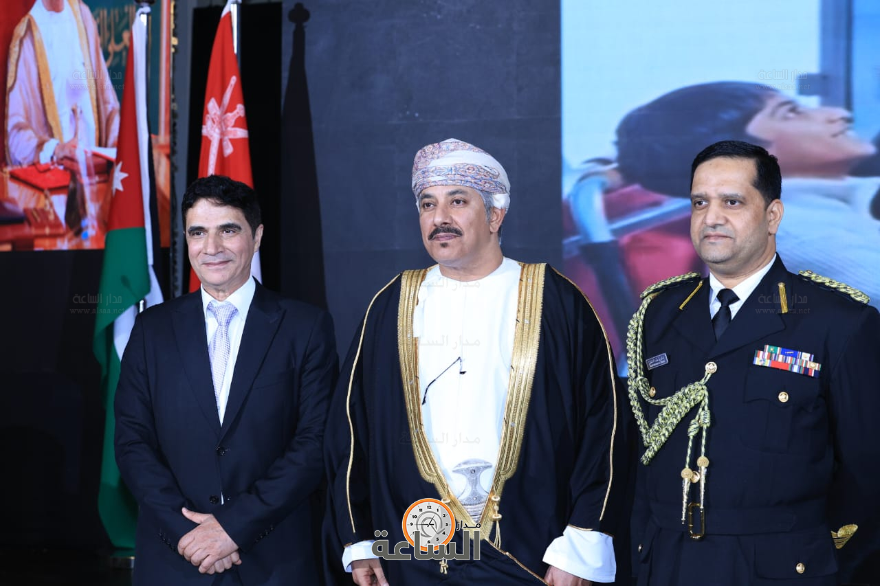 Madar Al-Saa Images 0.5689014436616857