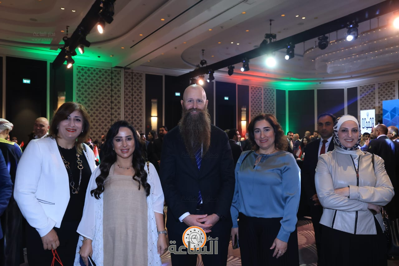 Madar Al-Saa Images 0.5522201339348236