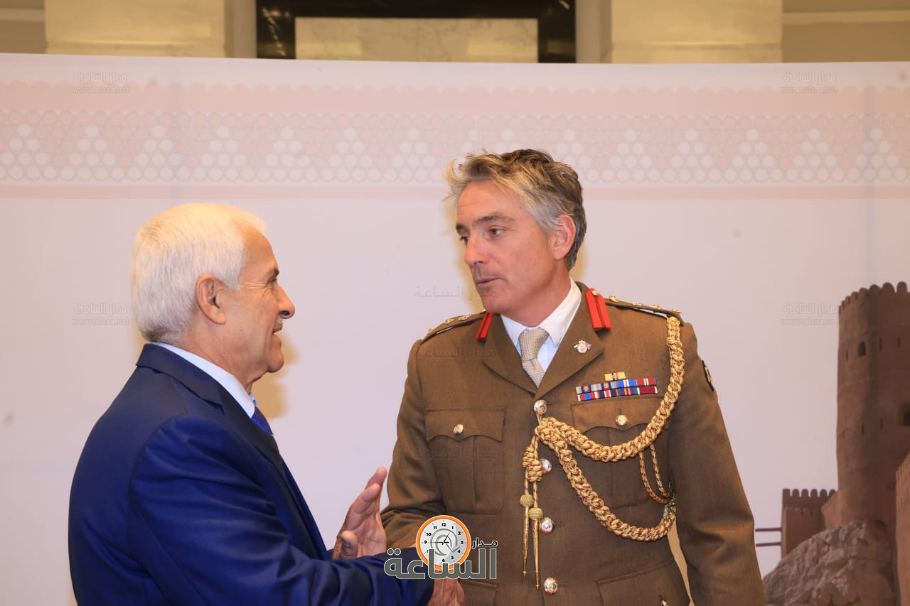 Madar Al-Saa Images 0.32576313065379525