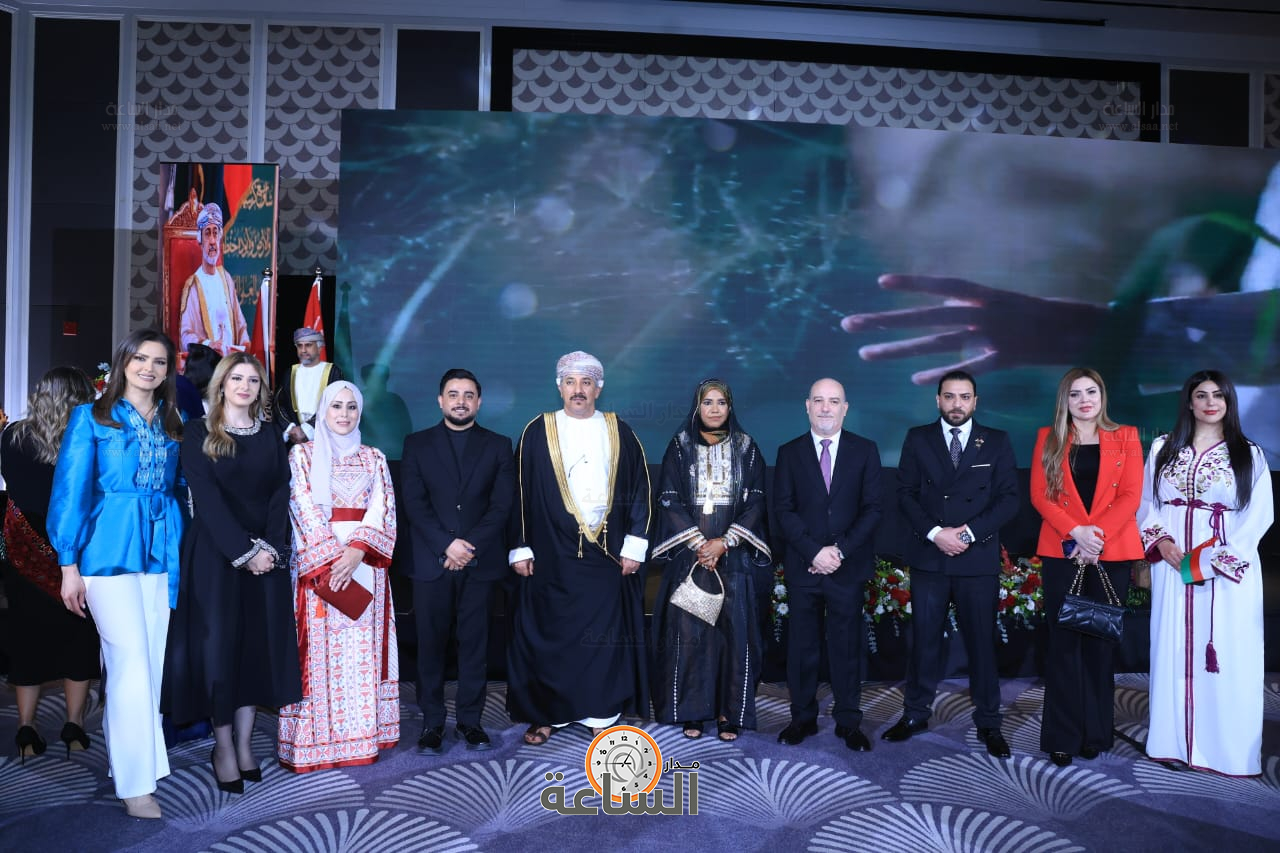 Madar Al-Saa Images 0.44032156477384987