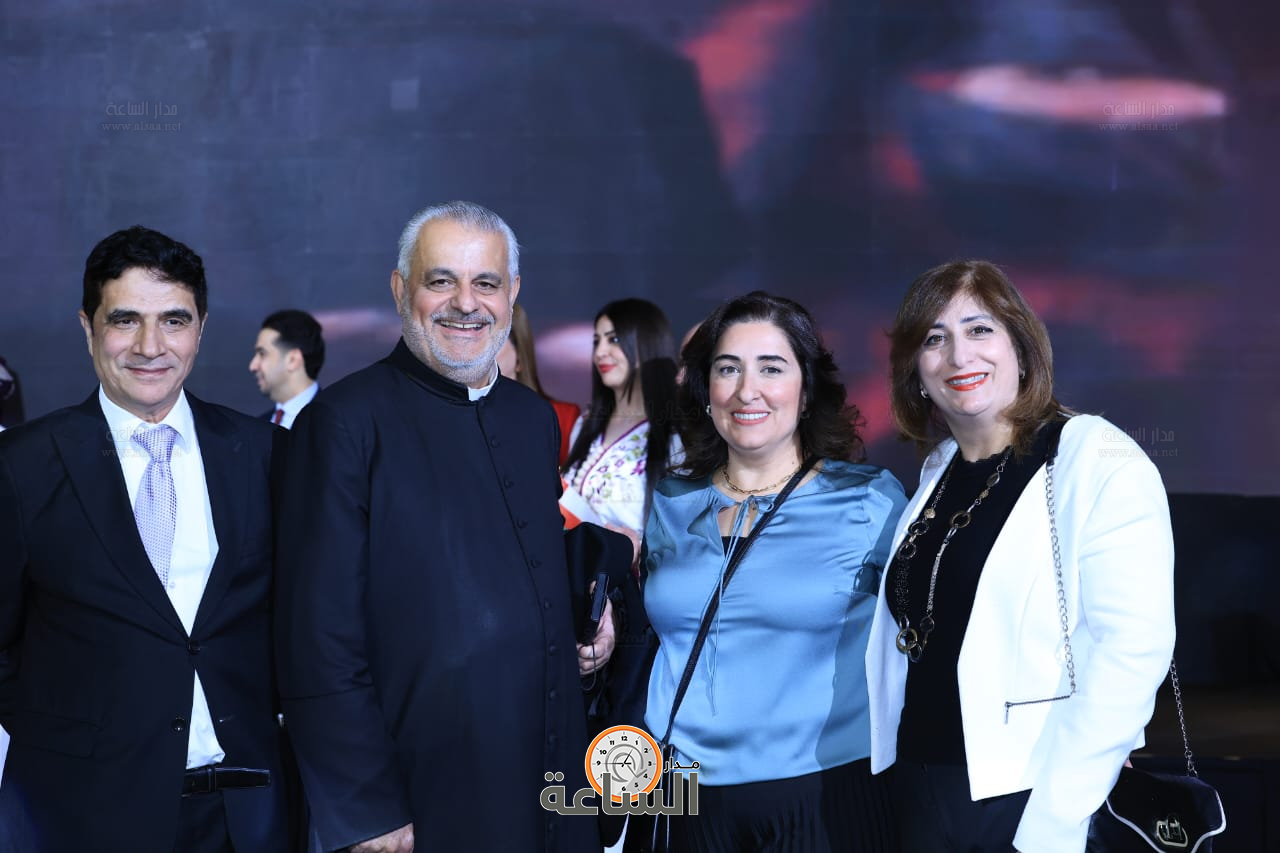 Madar Al-Saa Images 0.28767921569183175