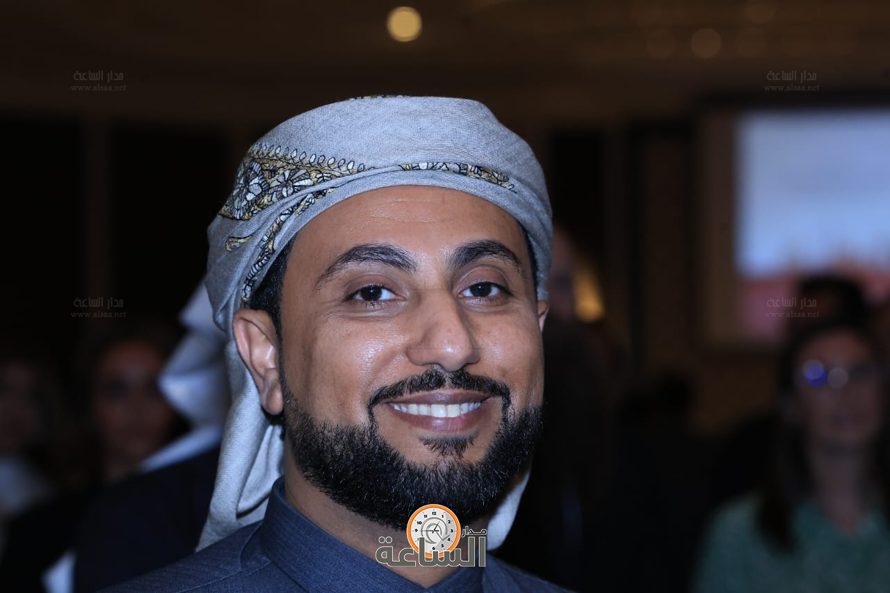 Madar Al-Saa Images 0.41650805573688043