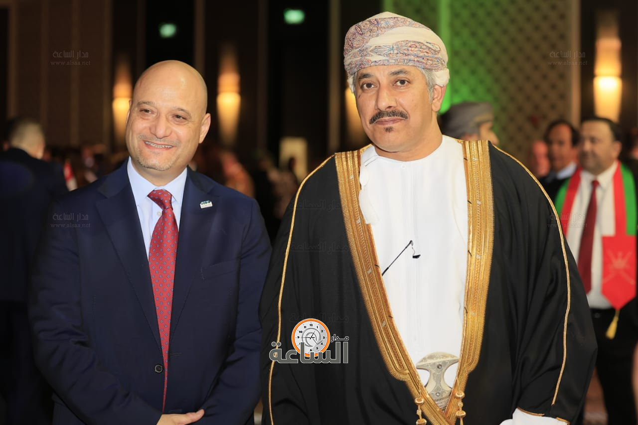 Madar Al-Saa Images 0.03308271790124129