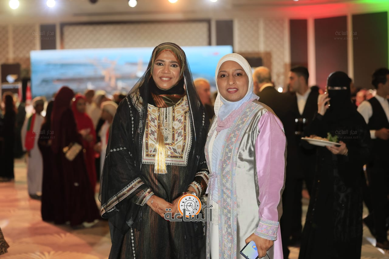 Madar Al-Saa Images 0.6255841718043846