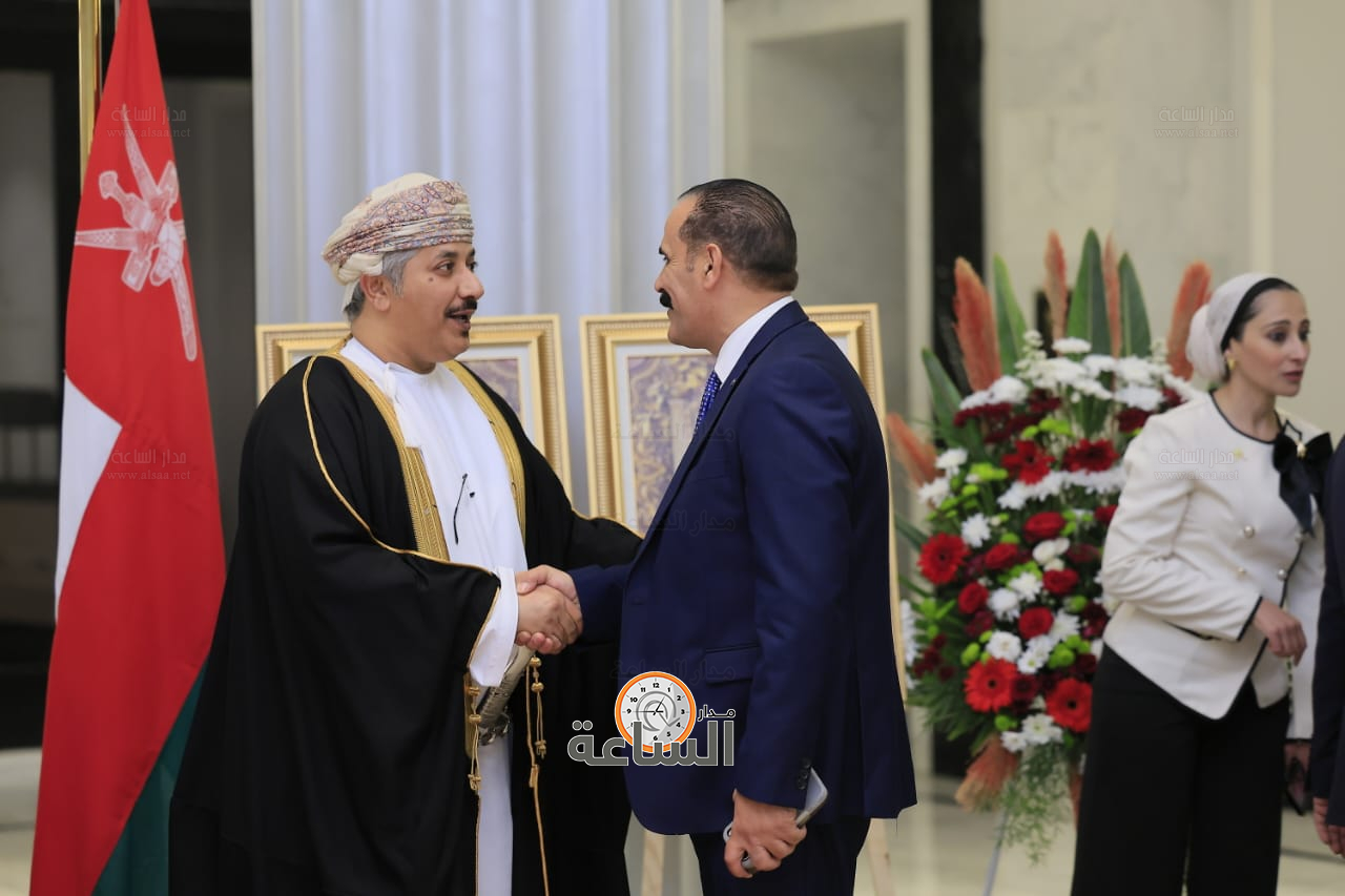 Madar Al-Saa Images 0.08650933418140061