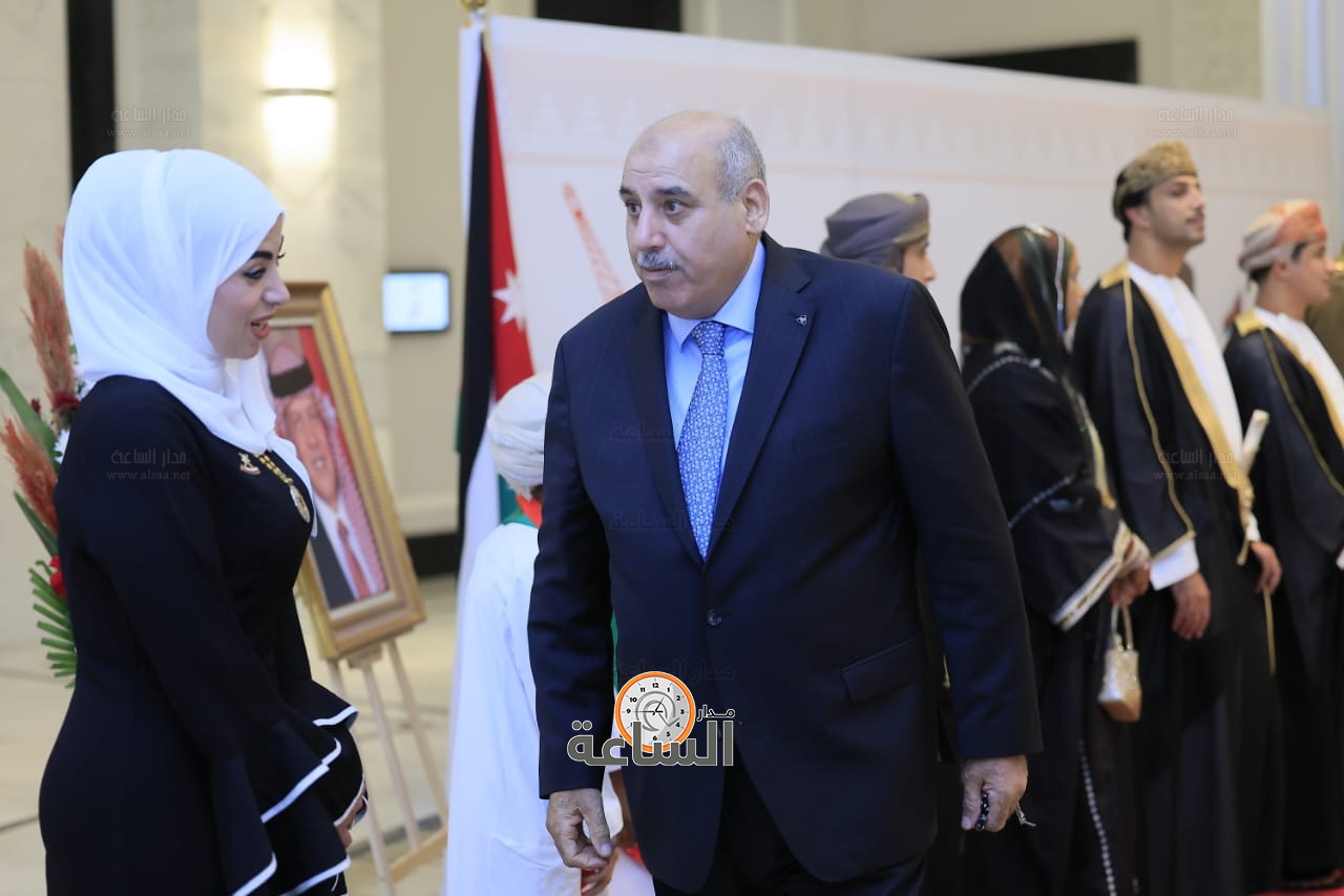 Madar Al-Saa Images 0.03133095256659757