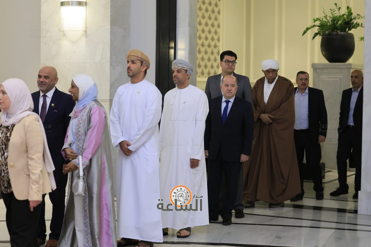 Madar Al-Saa Images 0.16932355318609305