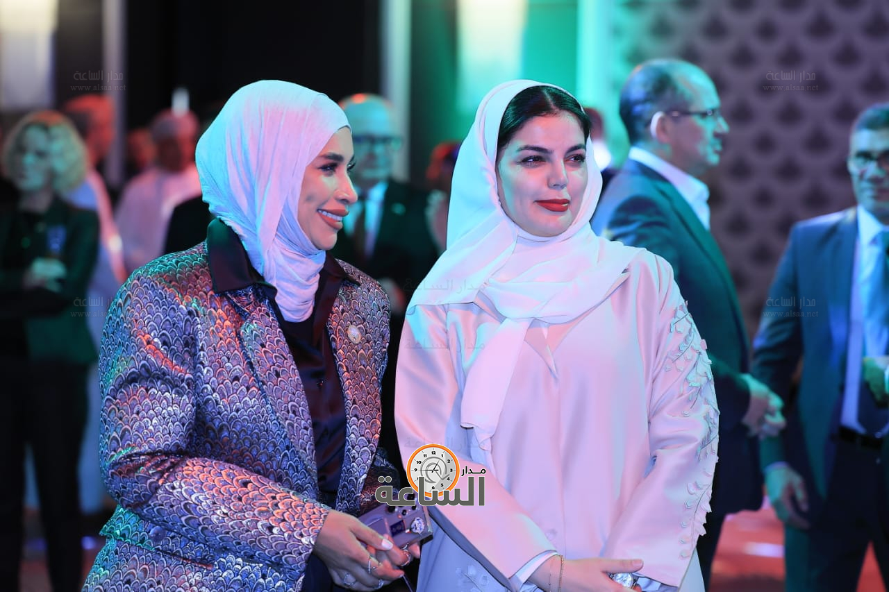 Madar Al-Saa Images 0.6519101156174457