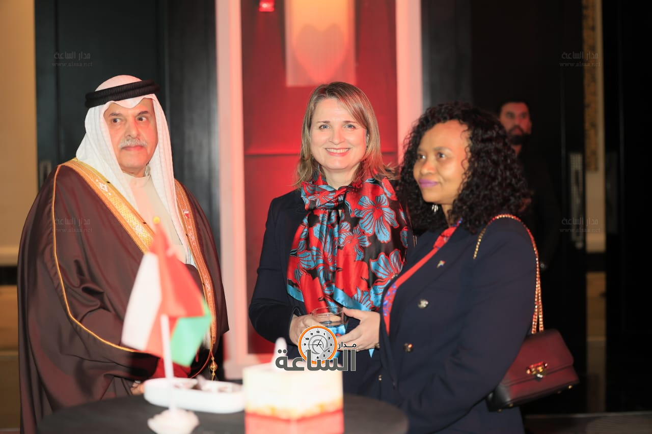 Madar Al-Saa Images 0.256663338794908