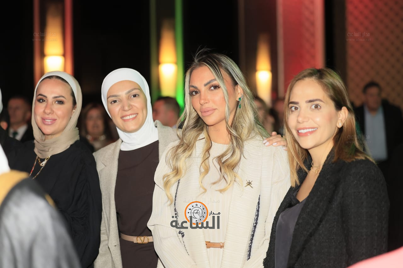 Madar Al-Saa Images 0.07981207892749509