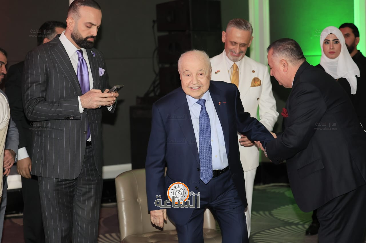 Madar Al-Saa Images 0.38586286575248663