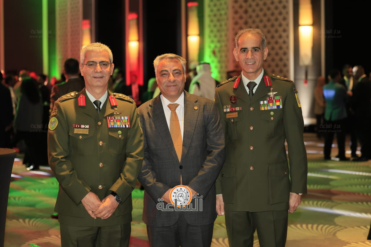 Madar Al-Saa Images 0.9622271505686116