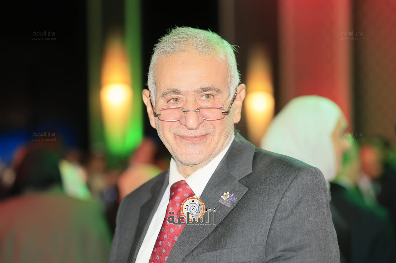 Madar Al-Saa Images 0.10140806852396933