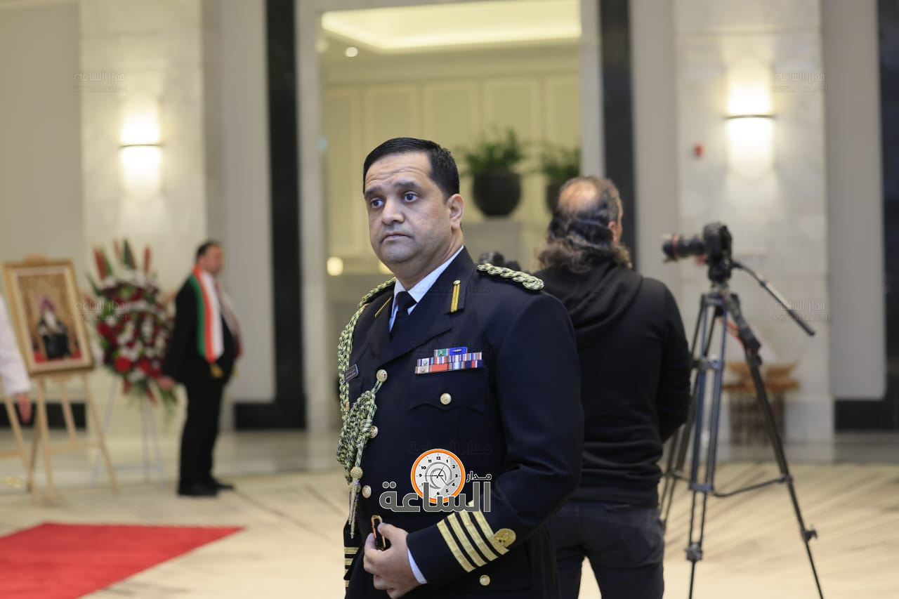 Madar Al-Saa Images 0.9897723053463221