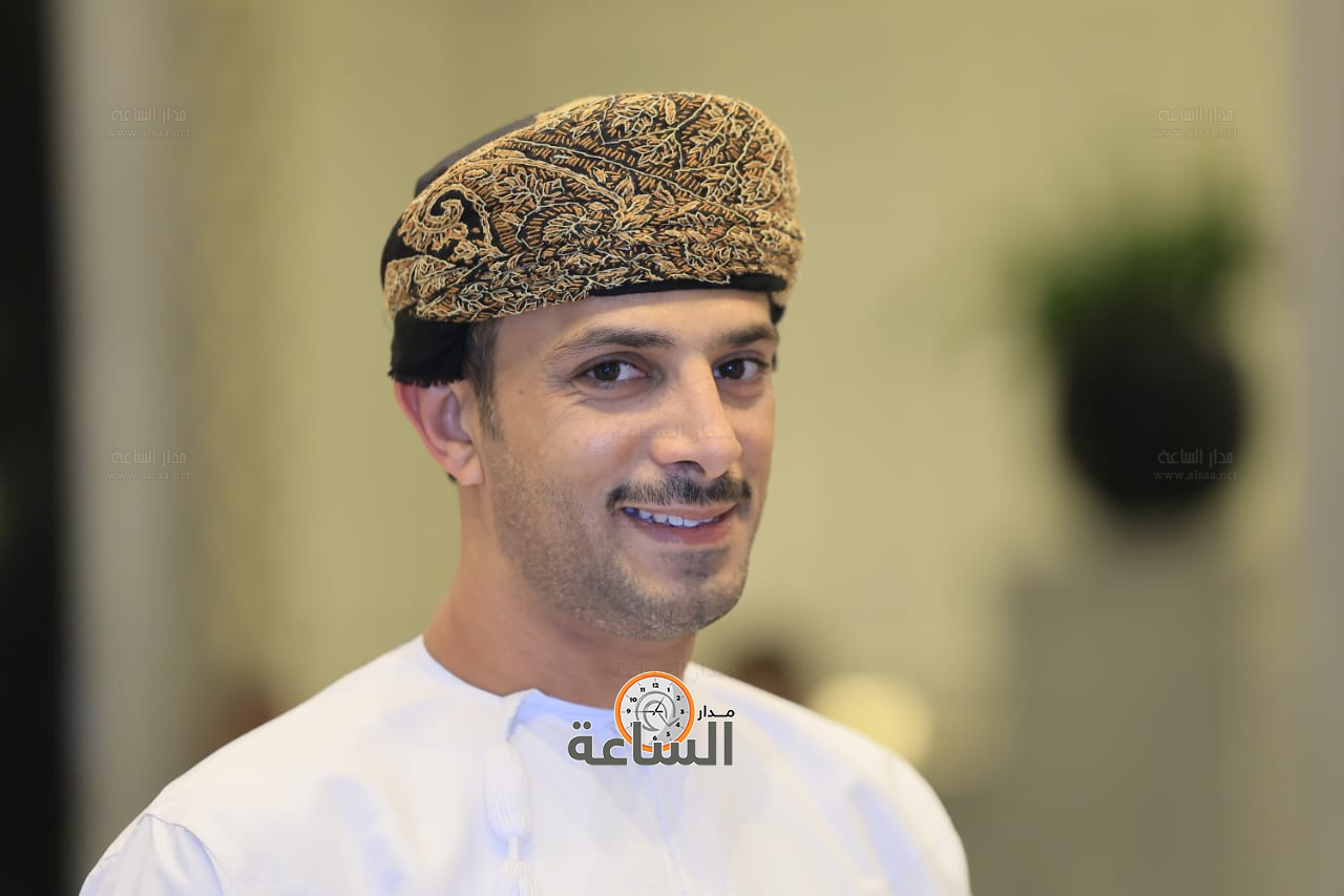 Madar Al-Saa Images 0.38428084677495633