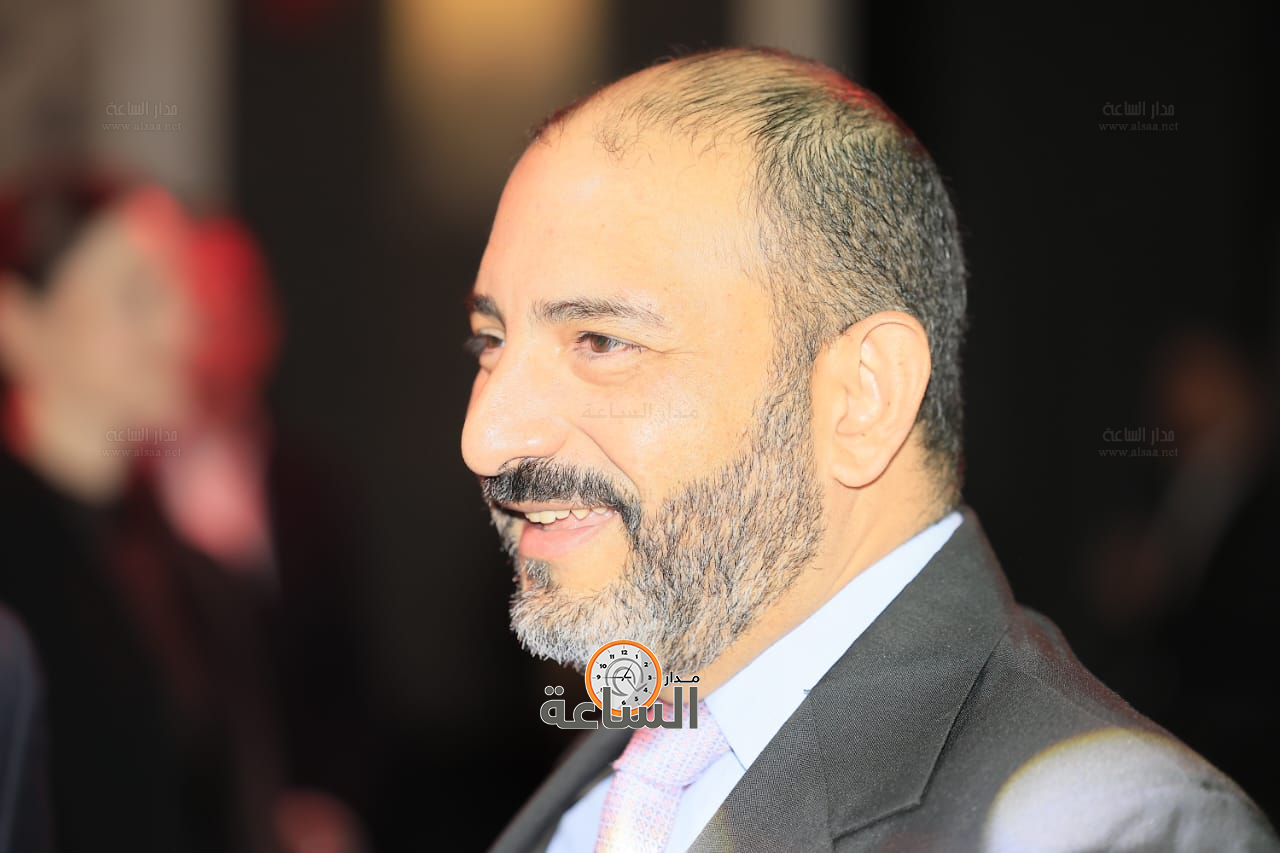 Madar Al-Saa Images 0.9179159338189692