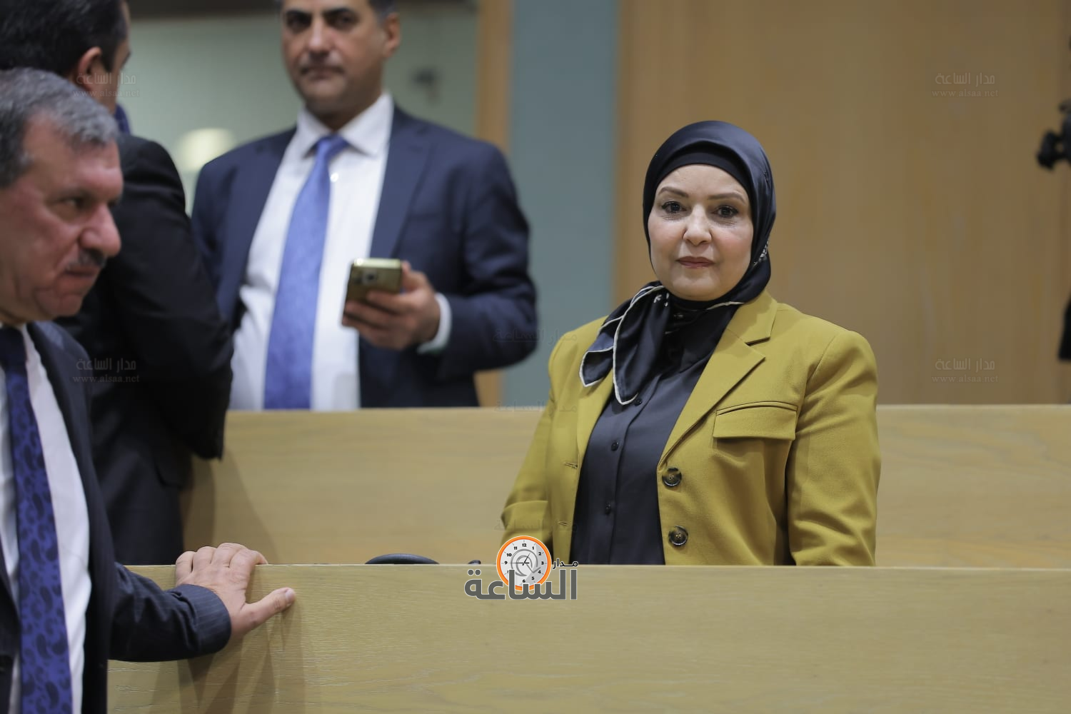 Madar Al-Saa Images 0.8781659514106167