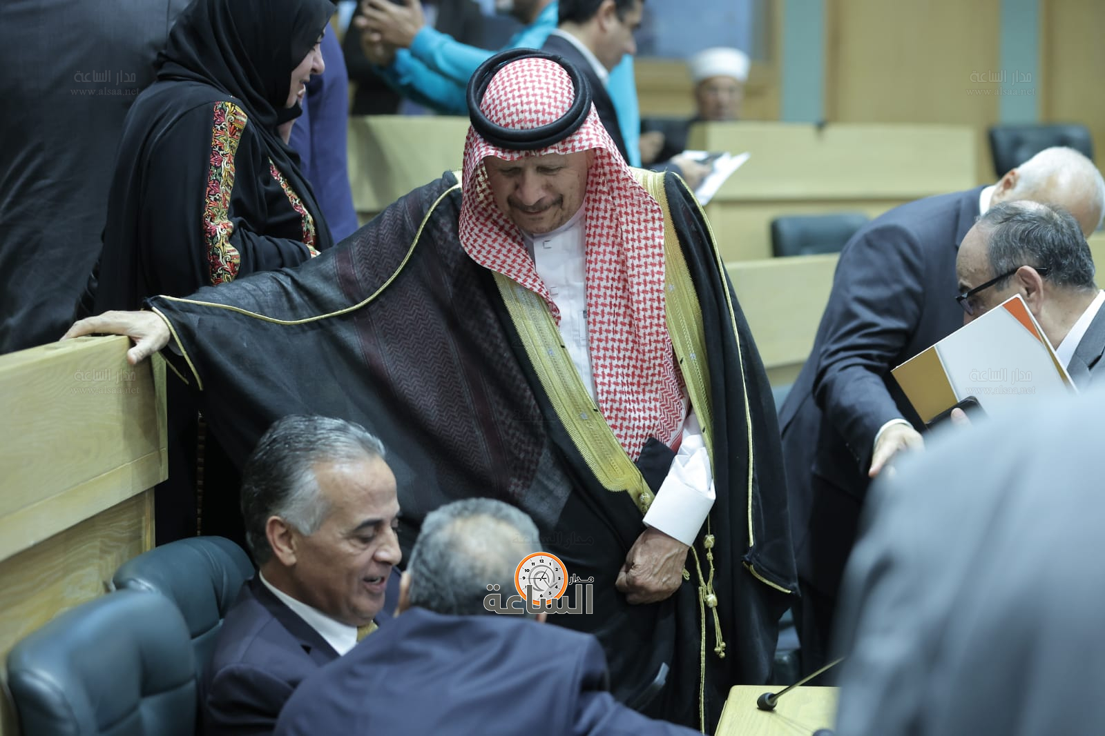 Madar Al-Saa Images 0.6010261390562405