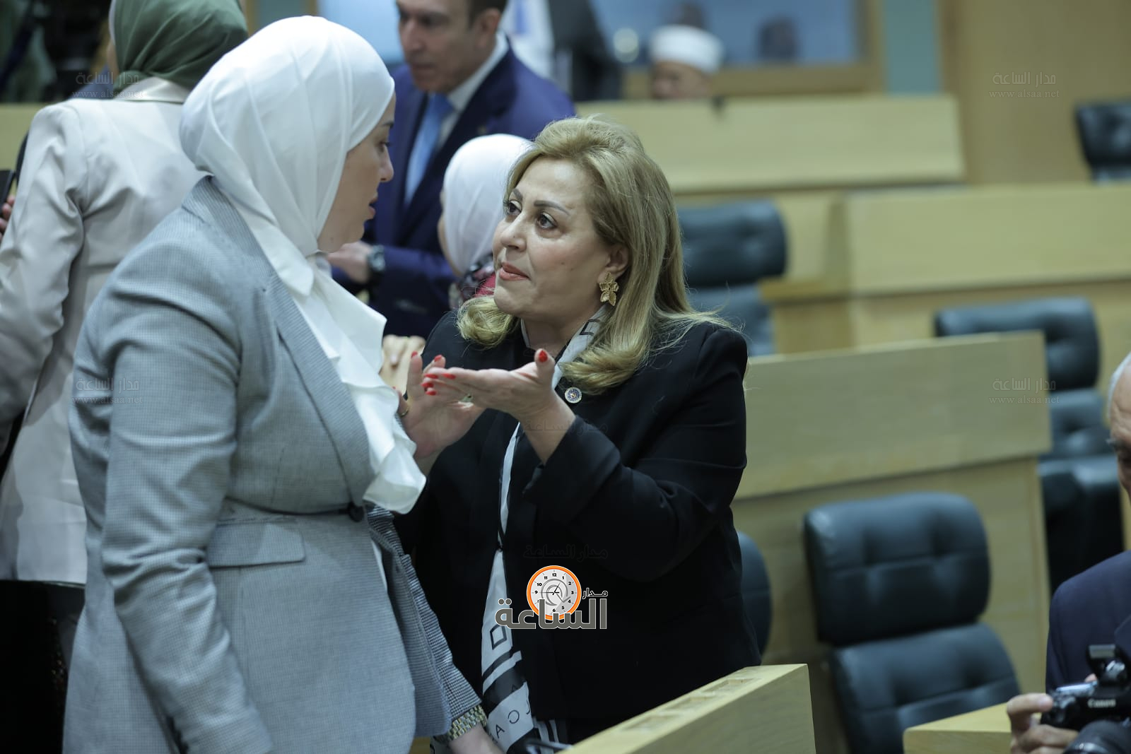 Madar Al-Saa Images 0.6514613785140984