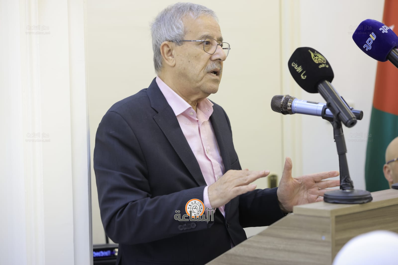 Madar Al-Saa Images 0.4712996817417717