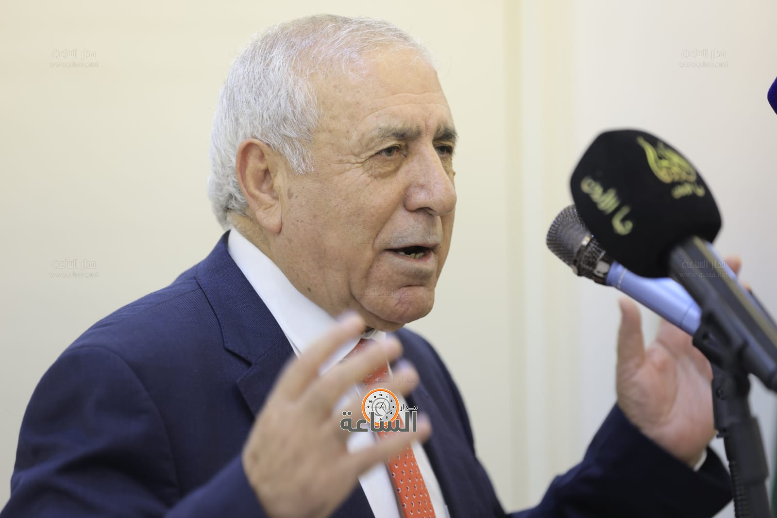 Madar Al-Saa Images 0.0841572767839035