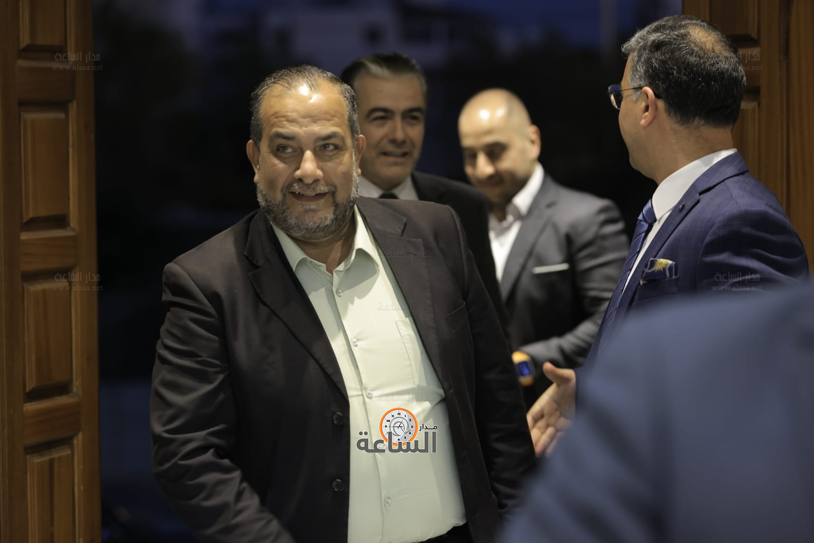 Madar Al-Saa Images 0.7388816060846424