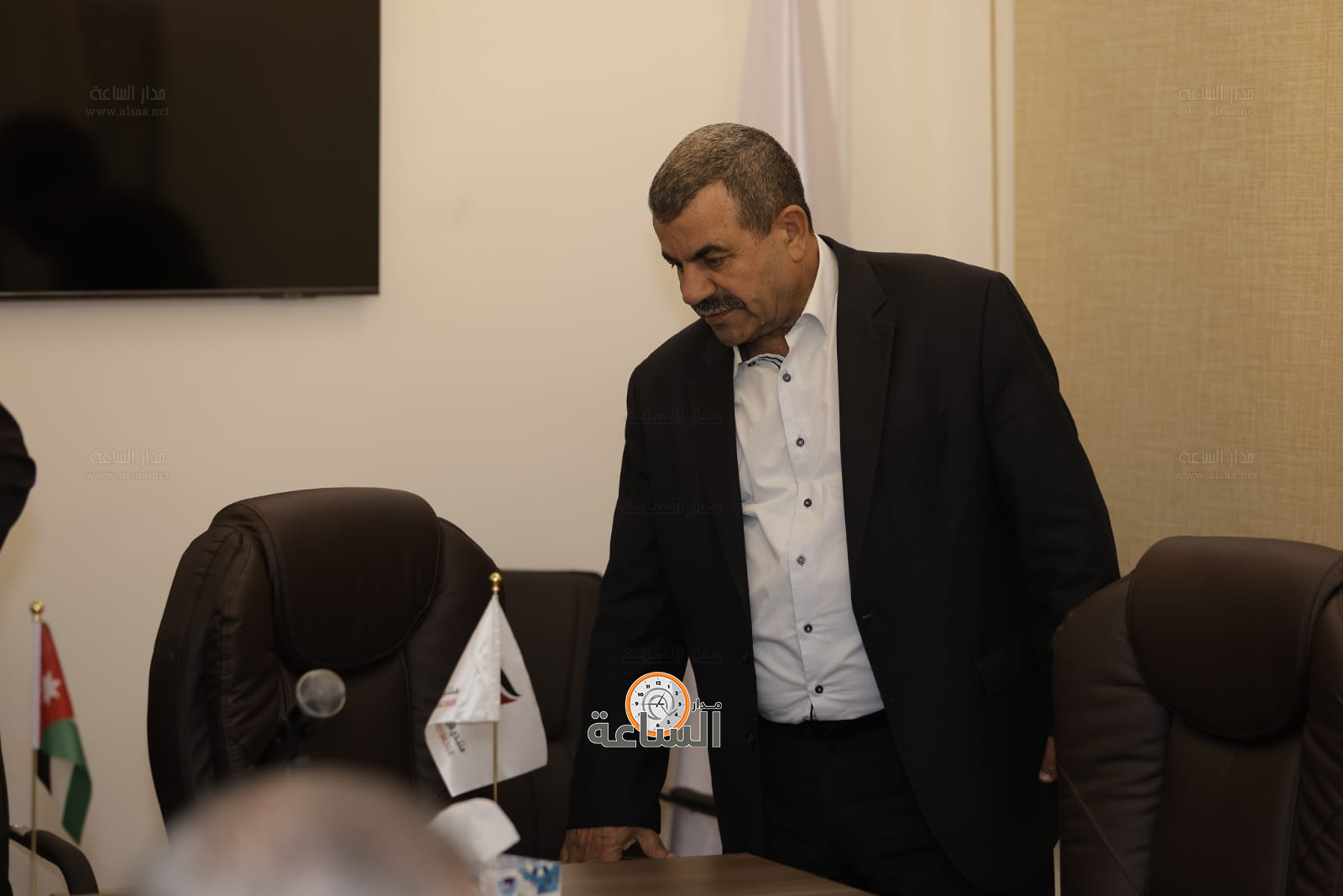 Madar Al-Saa Images 0.9172741149212895