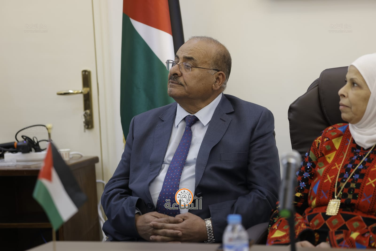 Madar Al-Saa Images 0.3445725053890639