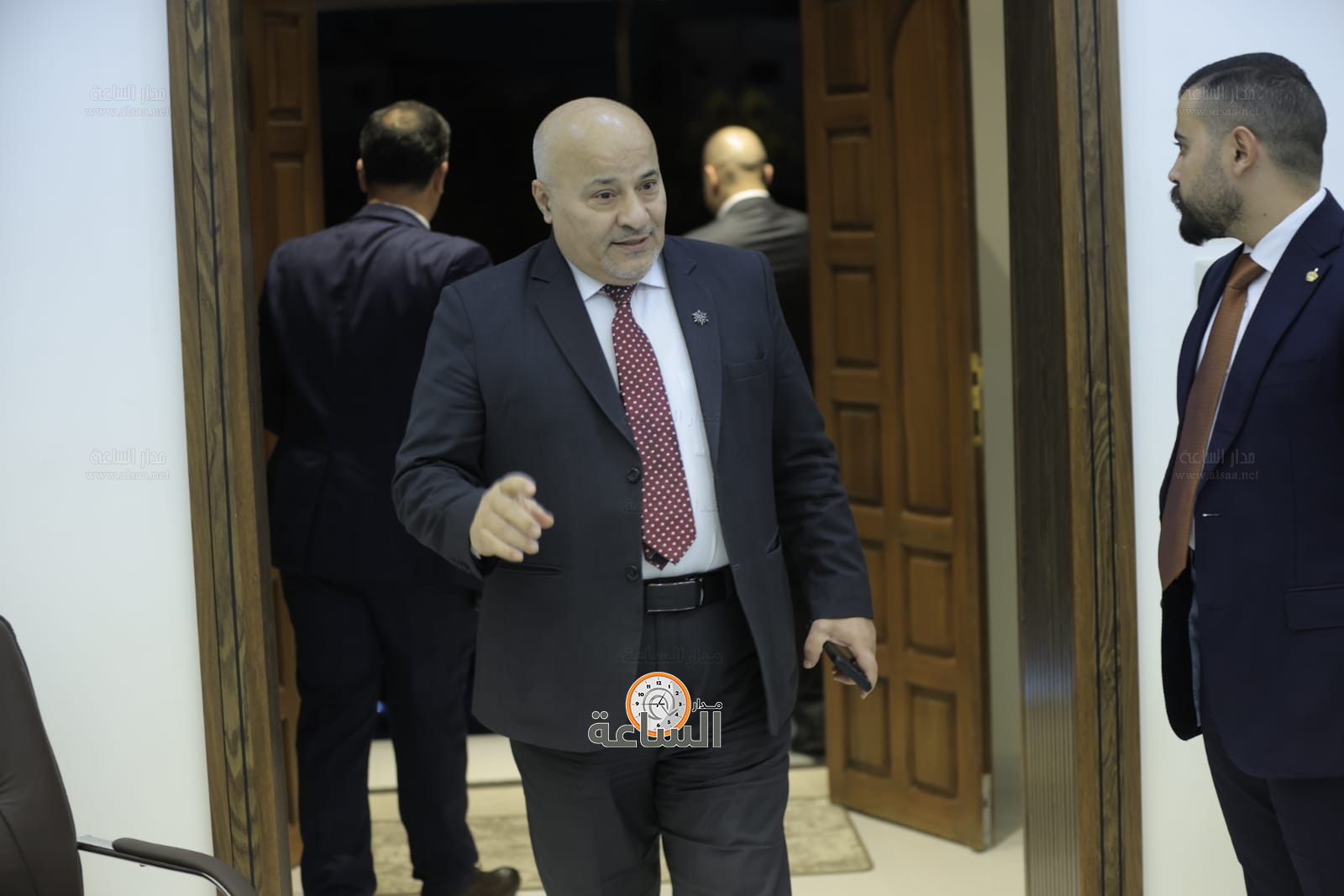 Madar Al-Saa Images 0.013362657228004116