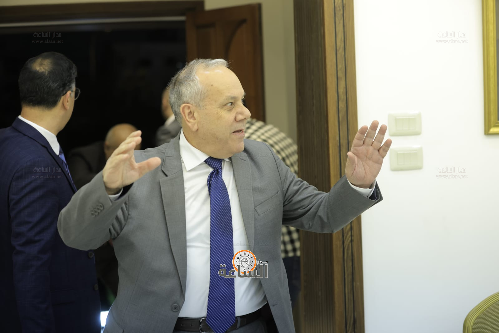 Madar Al-Saa Images 0.5224507613228893